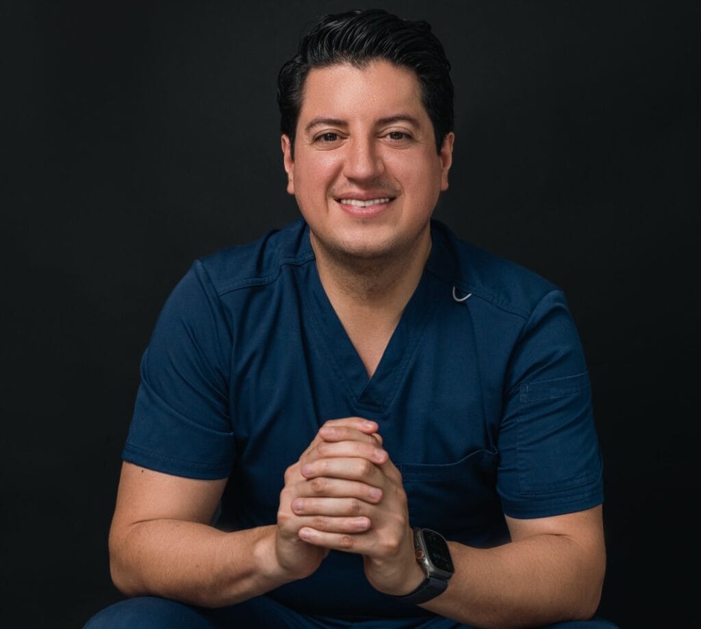 Dr. Ernesto Dávila Urólogo en Guadalajara